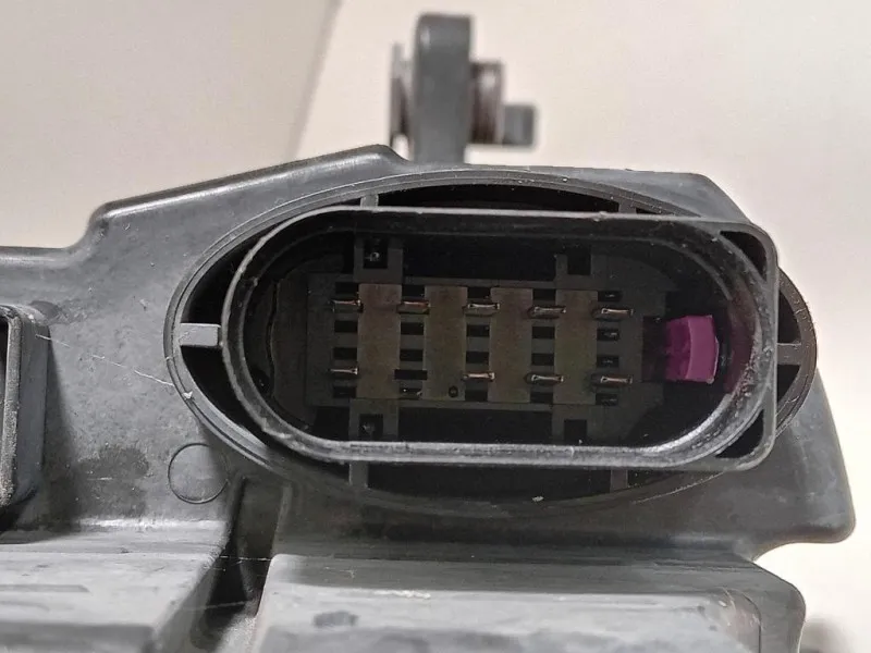 Proiettore ANT SX 1T1 941 005 H Volkswagen Touran III 2010