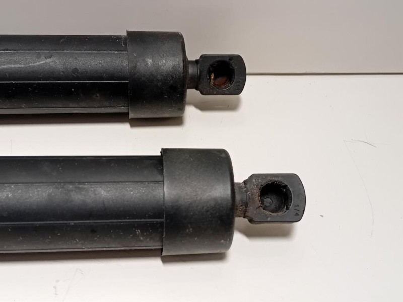 Ammortizzatore POST DX HK83-70354-AAHK83-70354-AA DX+SX Jaguar F-pace 2015