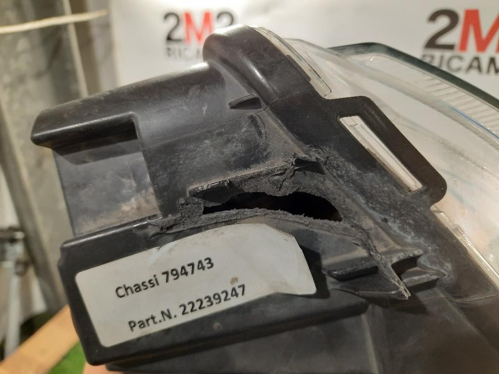 Proiettore ANT SX 22239247 Volvo V40 II 2012