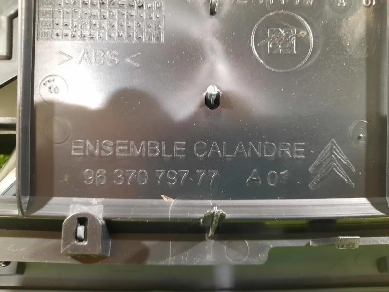 Griglia DI Ventilazione Paraurti ANT 9637079777 Citroen Xsara Picasso 2004