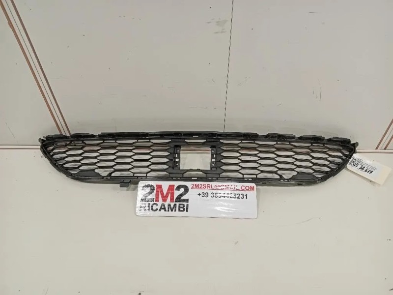 Griglia DI Ventilazione Paraurti ANT GRIGLIA PARAURTI 622543243R Dacia Sandero II 2016