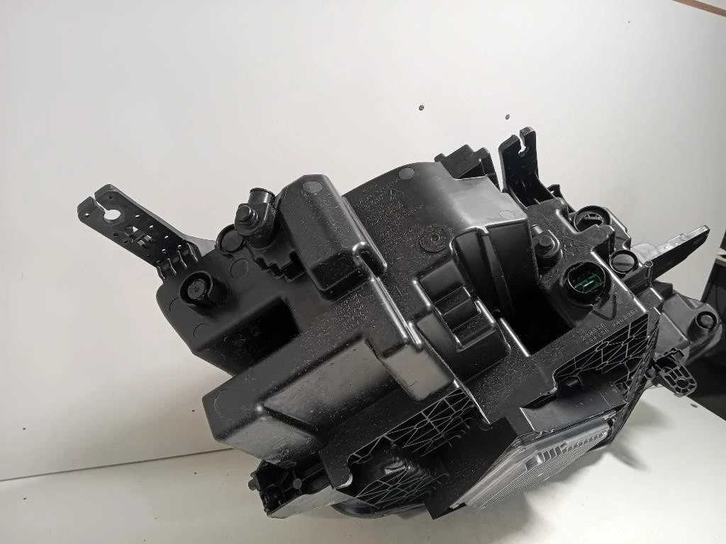 Proiettore ANT SX PROIETTORE ANT SX Byd SEAL 2022