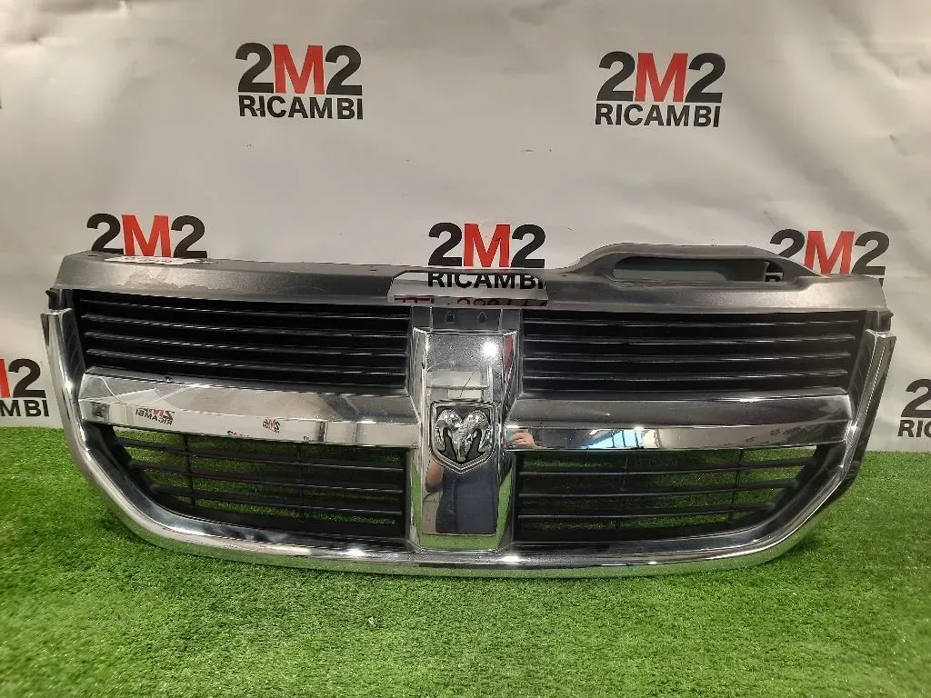 Griglia DI Ventilazione Paraurti ANT 05178281A Fiat Freemont 2011