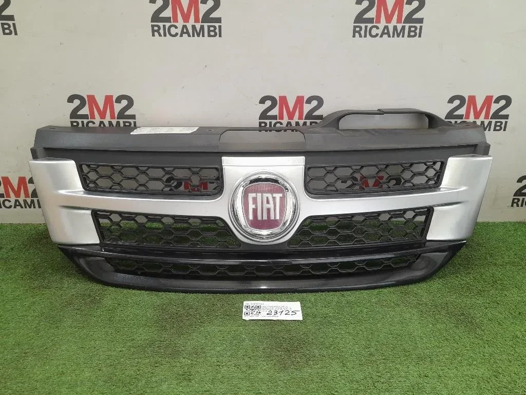 Griglia DI Ventilazione Paraurti ANT 55000802AA Fiat Freemont 2011