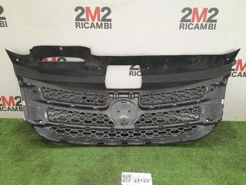 Griglia DI Ventilazione Paraurti ANT 55000802AA Fiat Freemont 2011