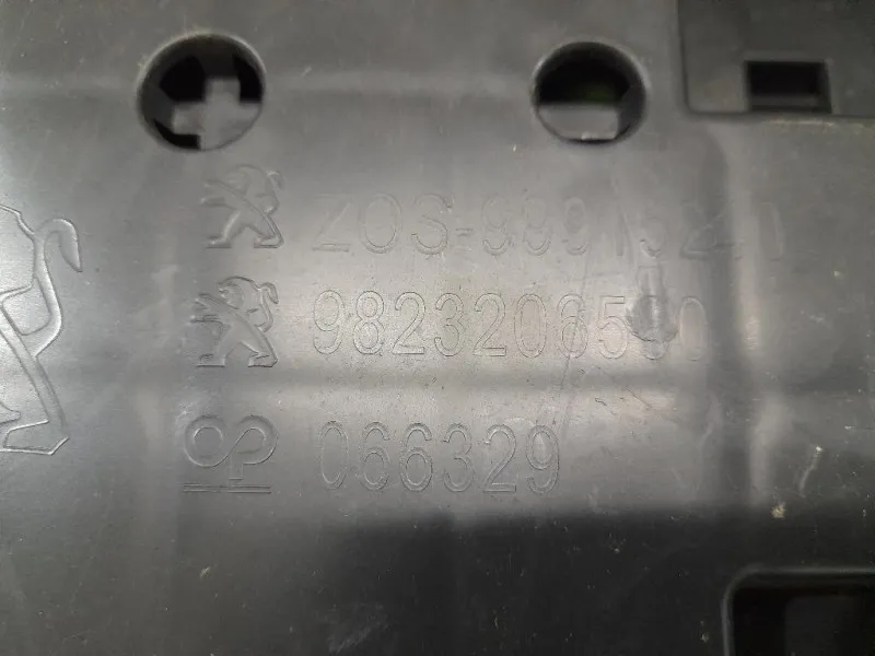 Protezione Antiurto INF ANT 9823206580 Peugeot 208 II 2019