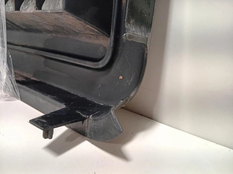 Griglia DI Ventilazione Paraurti ANT AWR3633PCM Land Rover Discovery II 1999