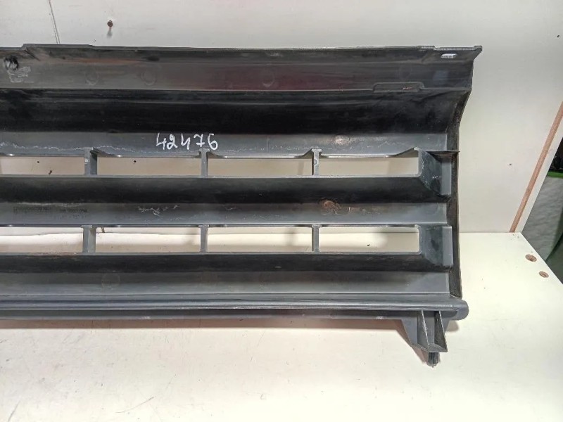 Griglia DI Ventilazione Paraurti ANT 000210PMA Land Rover Discovery II 1999