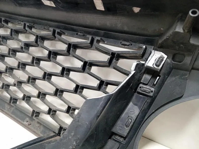 Griglia DI Ventilazione Paraurti ANT AH3M-8138-AA Land Rover Discovery V Sport 2019