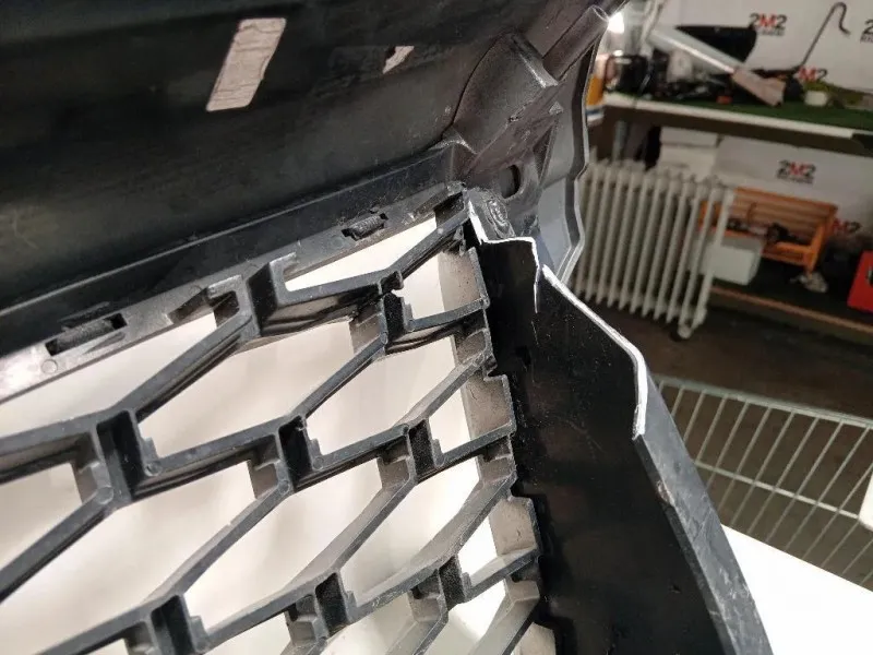 Griglia DI Ventilazione Paraurti ANT AH3M-8138-AA Land Rover Discovery V Sport 2019