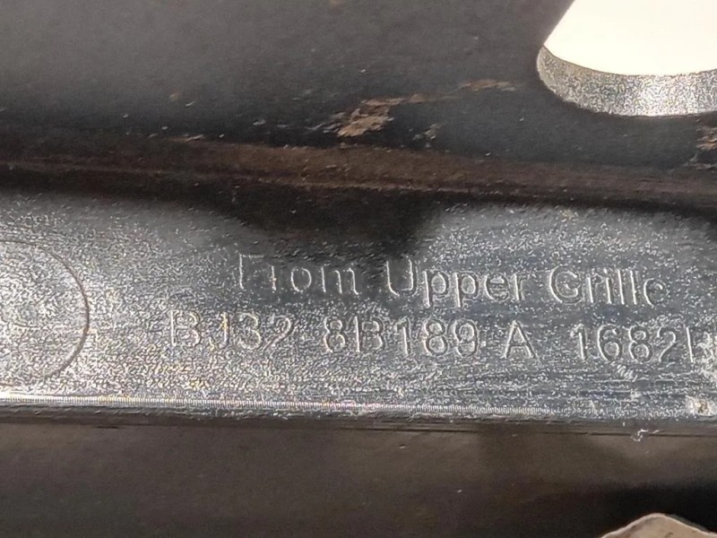 Griglia DI Ventilazione Paraurti ANT  Land Rover Range Rover Evoque I 2011