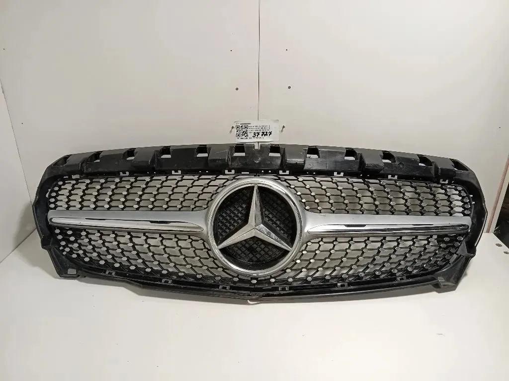 Griglia DI Ventilazione Paraurti ANT A0008880060 Mercedes Classe CLA C117 2016