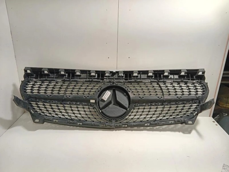 Griglia DI Ventilazione Paraurti ANT A0008880060 Mercedes Classe CLA C117 2016