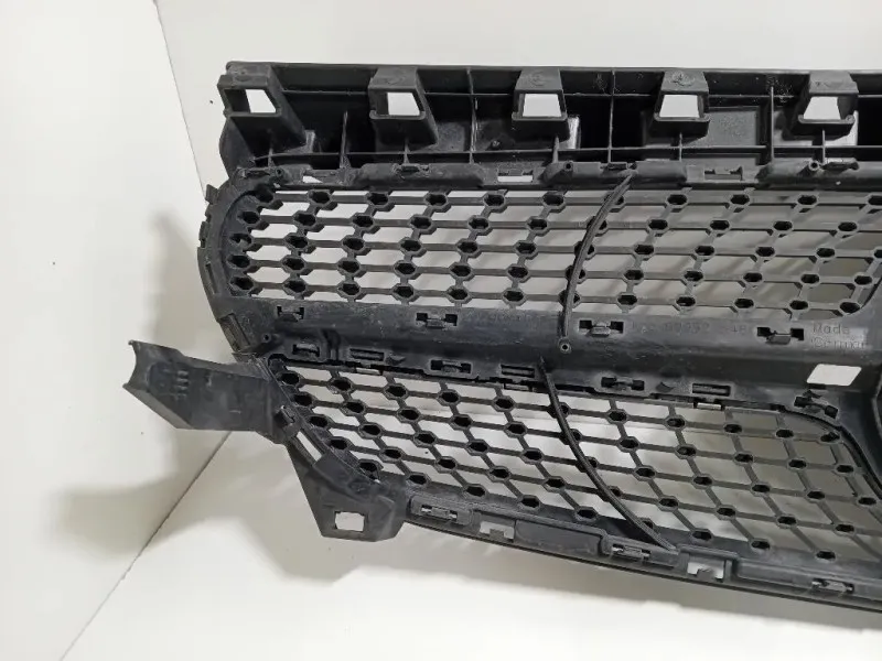 Griglia DI Ventilazione Paraurti ANT A0008880060 Mercedes Classe CLA C117 2016