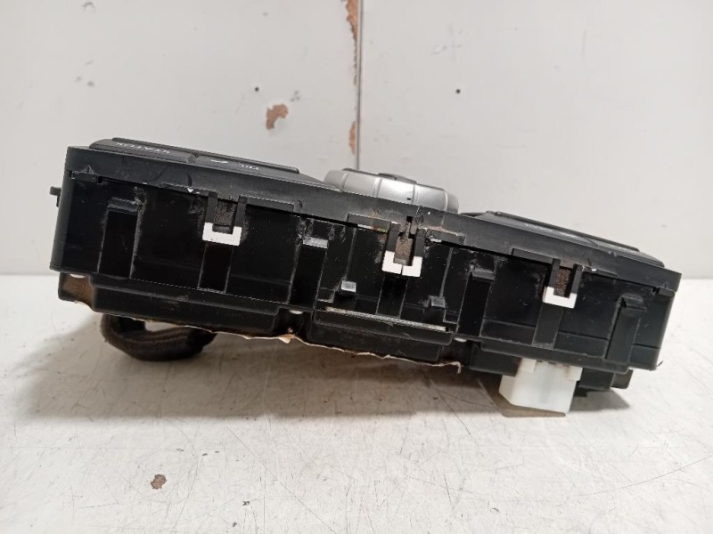 Pulsantiera Multifunzione Centrale 28395 5X00D Nissan Navara 2010