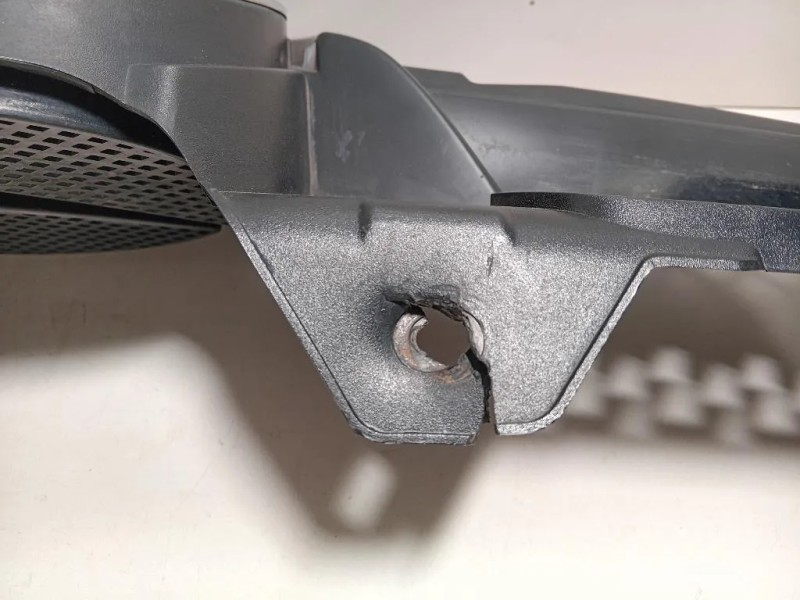 Griglia DI Ventilazione Paraurti ANT A1718850123 Mercedes Classe SLK R171 2004