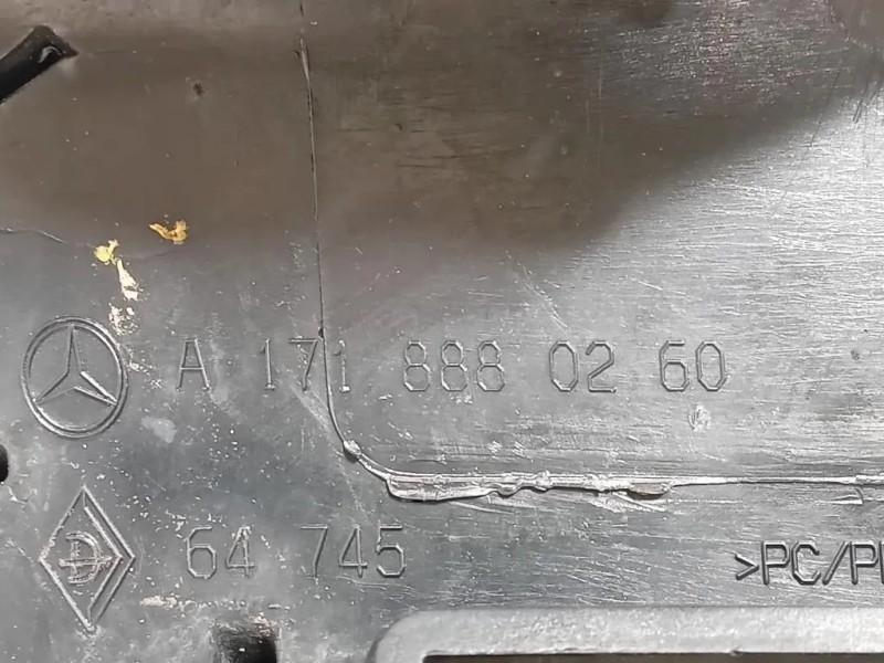 Griglia DI Ventilazione Paraurti ANT A1718850123 Mercedes Classe SLK R171 2004