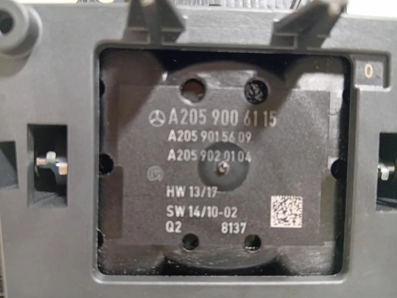 Pulsantiera Navigatore Satellitare A2059006115 Mercedes Classe C W205 2014