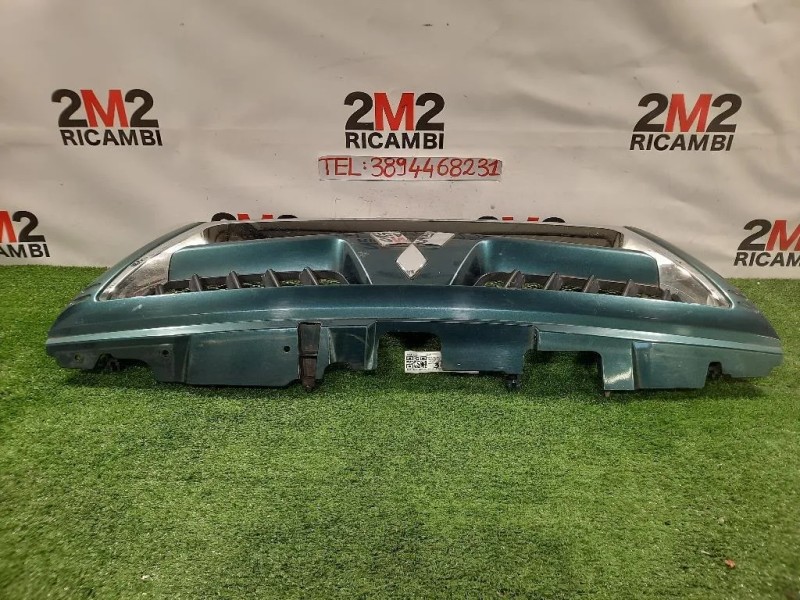 Griglia DI Ventilazione Paraurti ANT MIN1177134 Mitsubishi Pajero III 2000