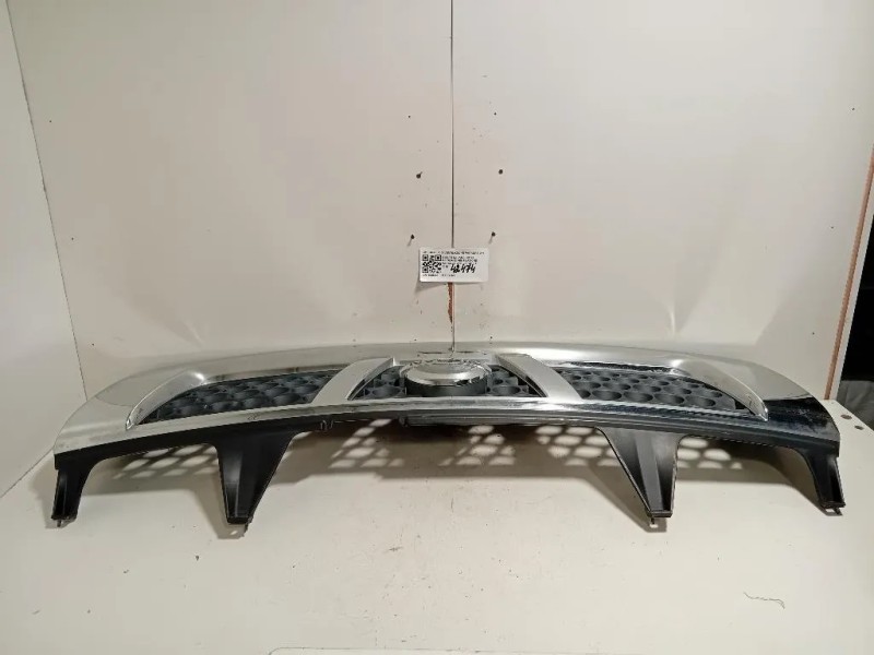 Griglia DI Ventilazione Paraurti ANT GRIGLIA DI VENTILAZIONE PARAURTI ANT Nissan Navara 2010