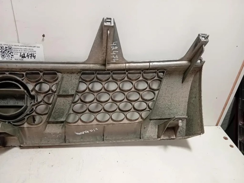Griglia DI Ventilazione Paraurti ANT GRIGLIA DI VENTILAZIONE PARAURTI ANT Nissan Navara 2010