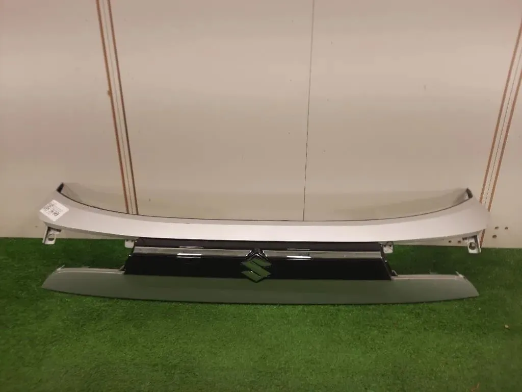 Griglia DI Ventilazione Paraurti ANT 83941-63T00 Suzuki SX4 S-cross 2016