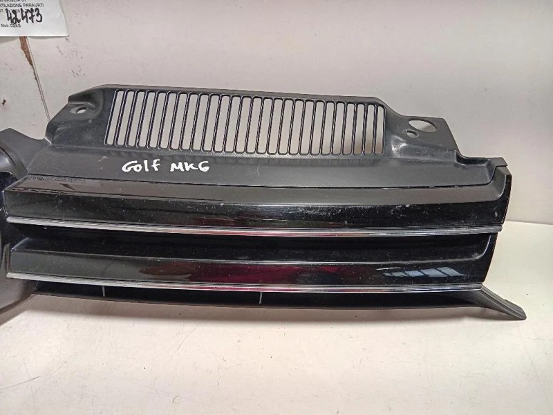 Griglia DI Ventilazione Paraurti ANT 5K0 853 653 5K0853653 Volkswagen GOLF VI 2009