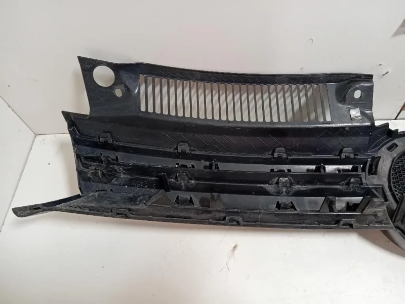 Griglia DI Ventilazione Paraurti ANT 5K0 853 653 5K0853653 Volkswagen GOLF VI 2009