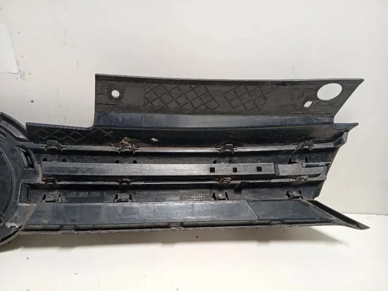 Griglia DI Ventilazione Paraurti ANT 5K0 853 658 Volkswagen GOLF VI 2009