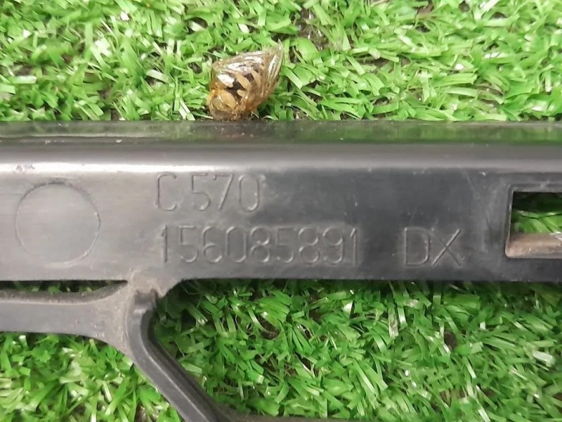 Griglia DI Ventilazione Paraurti ANT DX 156090414 Alfa Romeo Giulietta 2010