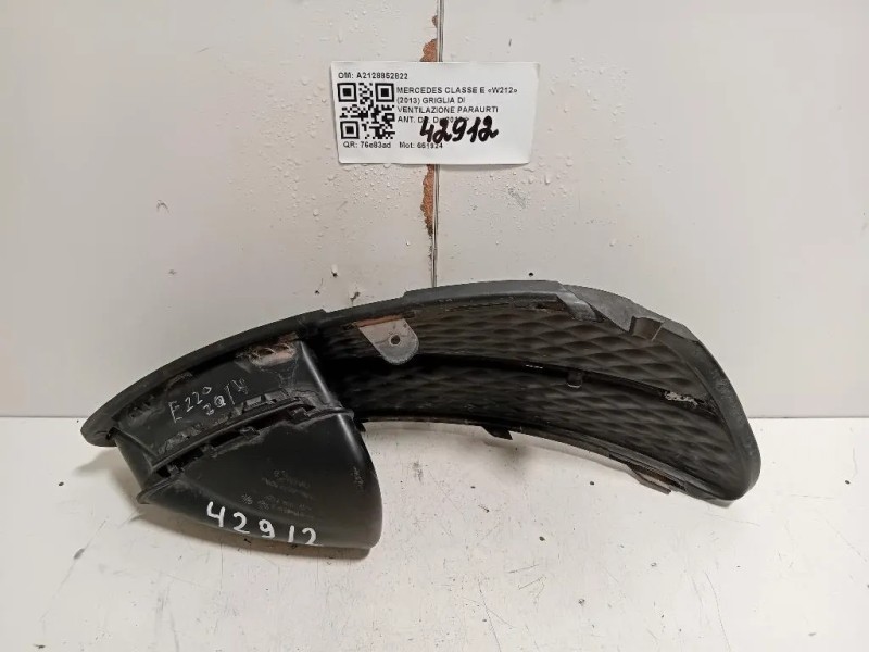 Griglia DI Ventilazione Paraurti ANT DX A2128852822 Mercedes Classe E W212 2013