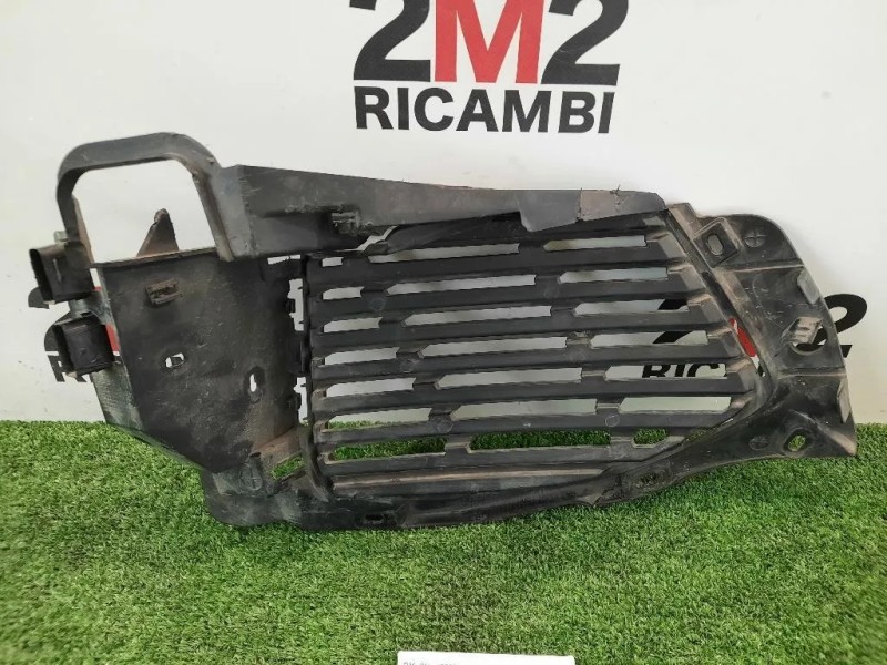 Griglia DI Ventilazione Paraurti ANT SX 9810870377 ANT SX Peugeot 3008 II 2016