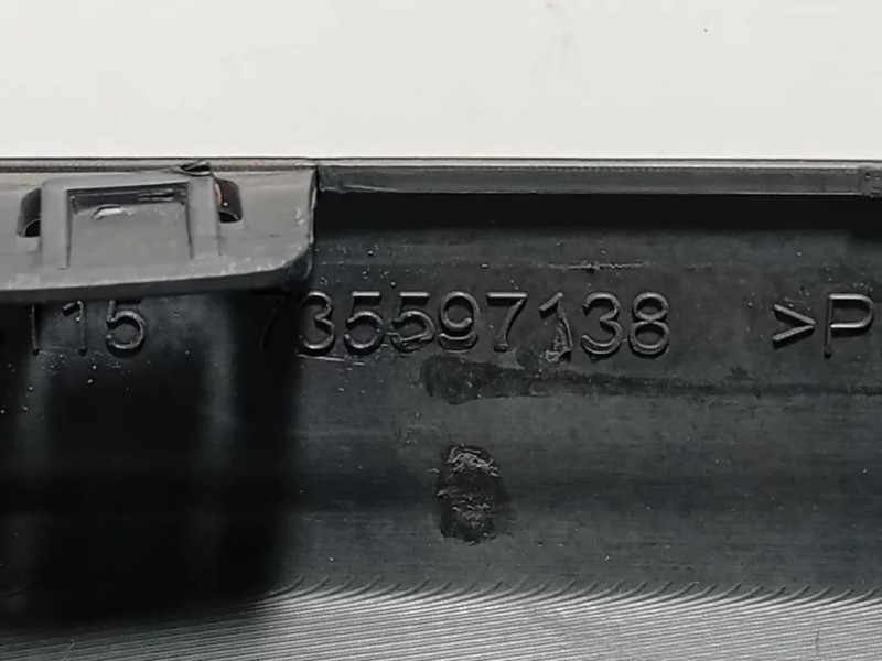 Griglia DI Ventilazione Paraurti INF ANT 735597138 Fiat 500X 2015