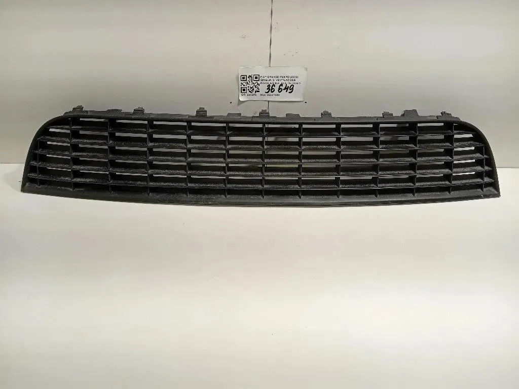Griglia DI Ventilazione Paraurti INF ANT Fiat Grande Punto 2006