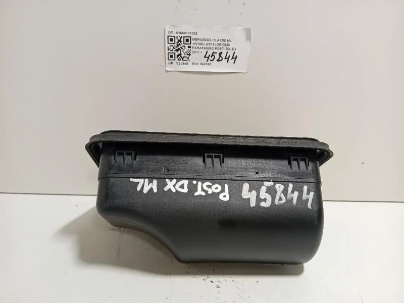 Griglia Parafango POST DX A1668301042 Mercedes Classe ML W166 2012