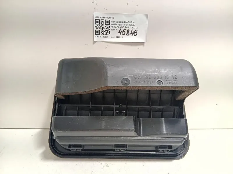 Griglia Parafango POST SX A1668301042 Mercedes Classe ML W166 2012