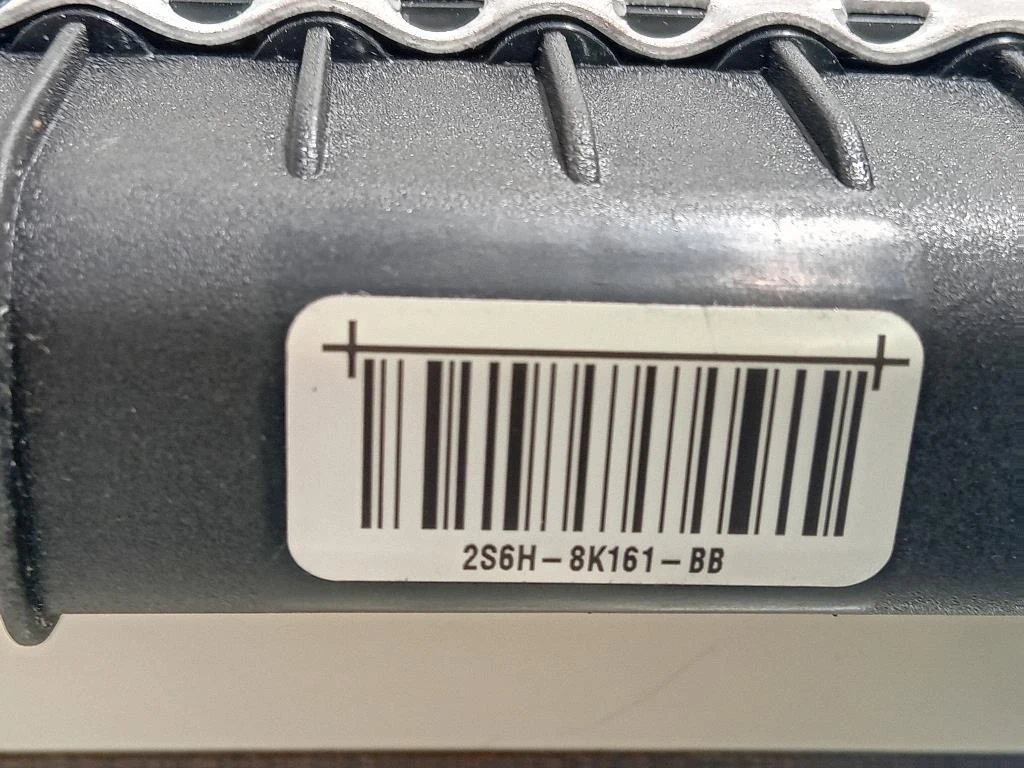 Radiatore Acqua 2S6H-8K161-BB Ford Fiesta V 2002