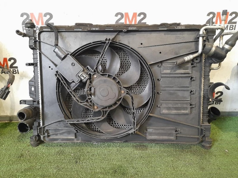 Radiatore Acqua 6G919L440AE 8V418C342AC 8V418C342AC Ford KUGA I 2008