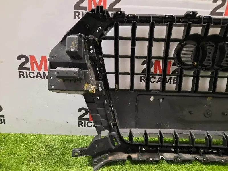 Griglia Radiatore 8U0853651HVMZ Audi Q3 8UB 2012