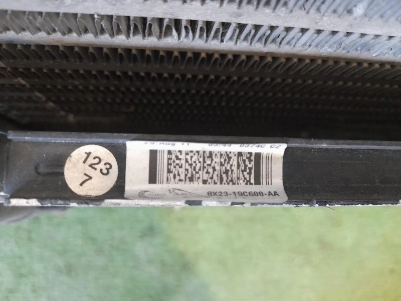 Radiatore Acqua 8X2319C600AA Jaguar XF I 2008