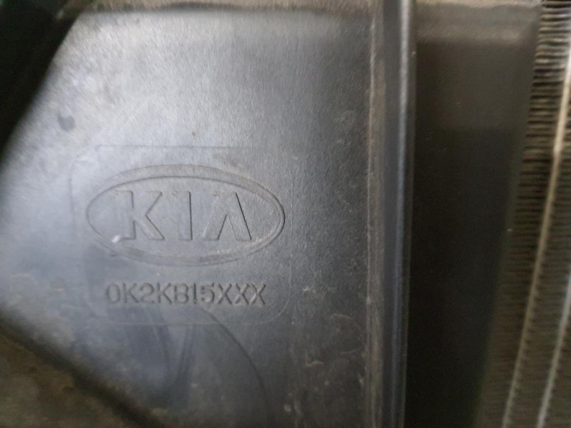 Radiatore Acqua 0K2FT15200AFFF Kia Carens II 2002