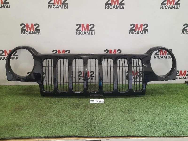 Griglia Radiatore K55156608AB Jeep Cherokee III 2002