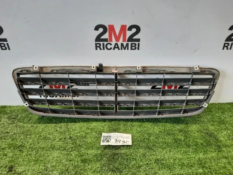 Griglia Radiatore A20388001237D11 Mercedes Classe C W203 2000