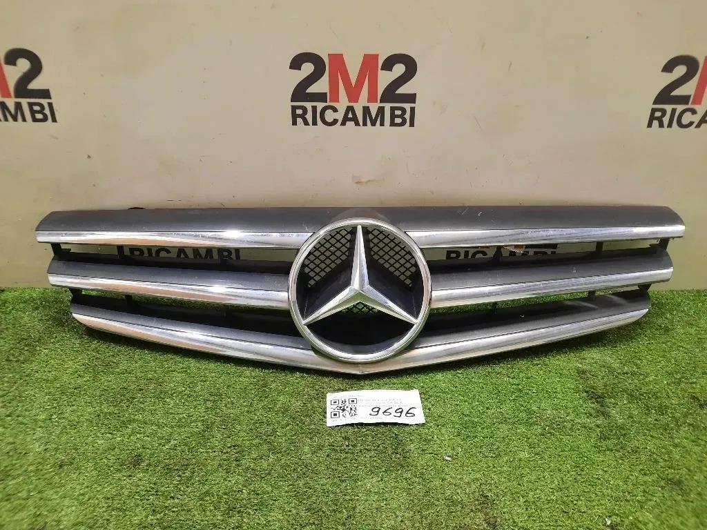 Griglia Radiatore A2038801583 Mercedes Classe CLC Cl203 2008