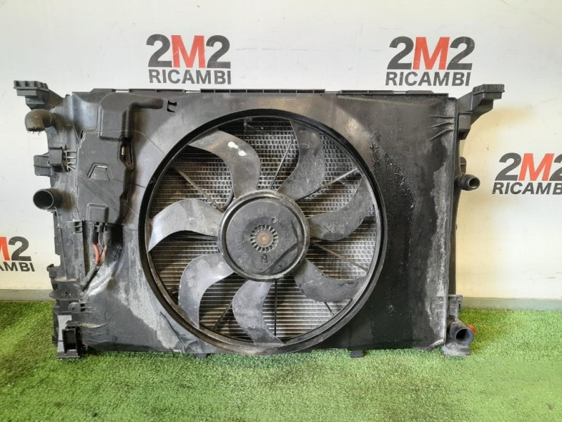 Radiatore Acqua A2465001303 Mercedes Classe A W176 2015