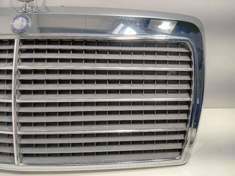 Griglia Radiatore A1248880223 Mercedes Classe E W124 1985