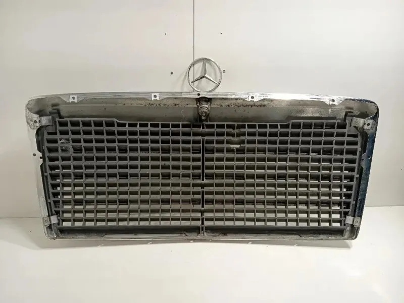 Griglia Radiatore A1248880223 Mercedes Classe E W124 1985