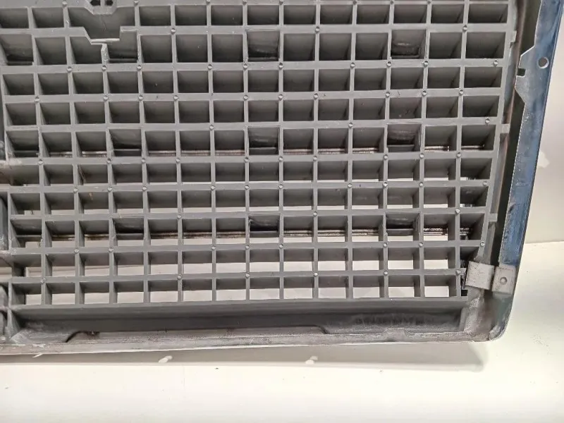 Griglia Radiatore A1248880223 Mercedes Classe E W124 1985