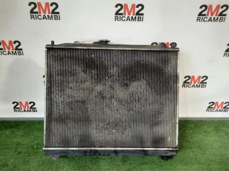 Radiatore Acqua MR404897 Mitsubishi Pajero III 2000