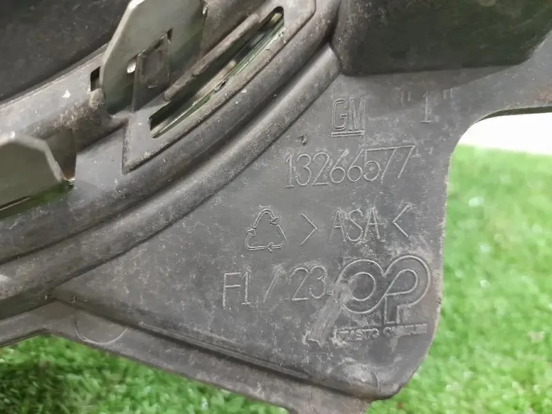 Griglia Radiatore 13266577 Opel Astra J 2010